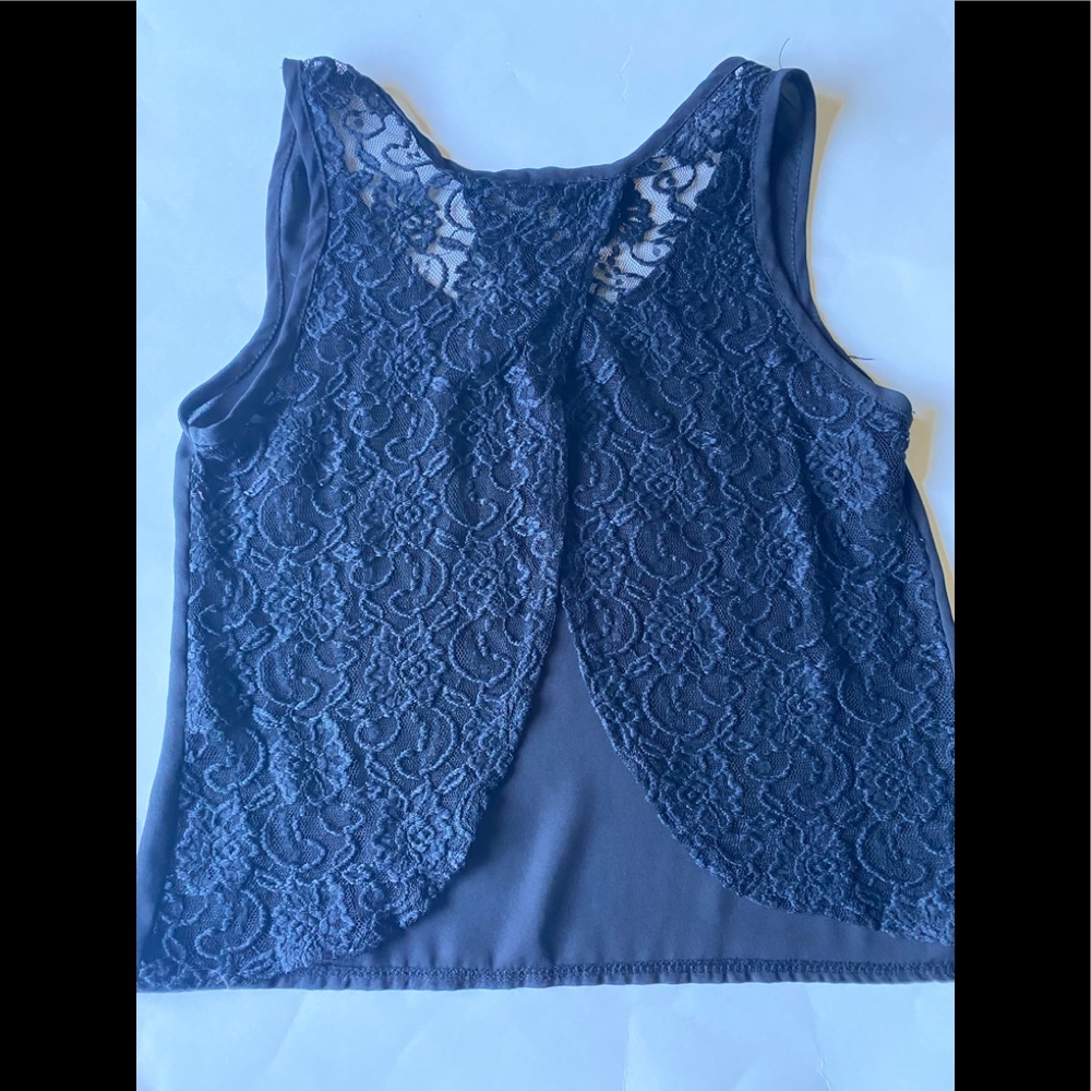 Women’s sleeveless top - Picture 2 of 2